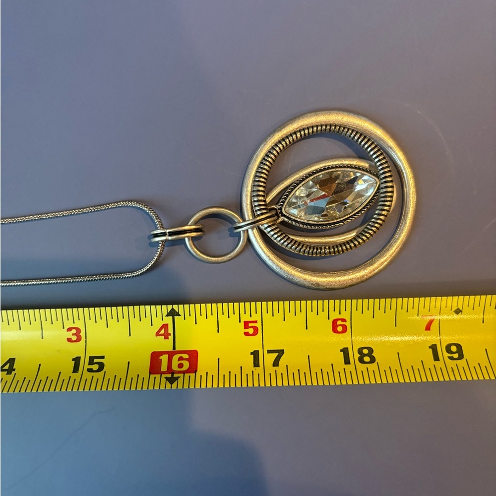 Long Silver necklace with crystal drop - Picture 3 of 5